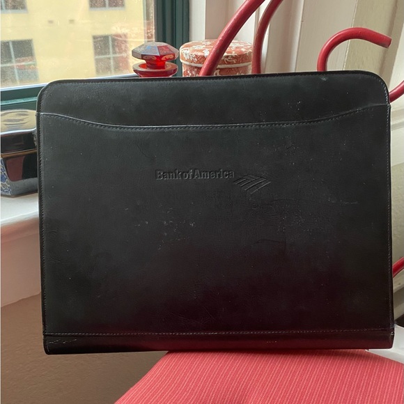 BANK OF AMERICA PORTFOLIO Size 12 x 19 x 1 Inches - Picture 1 of 3